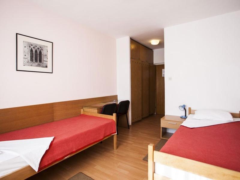 Hostel Arena ザグレブ エクステリア 写真