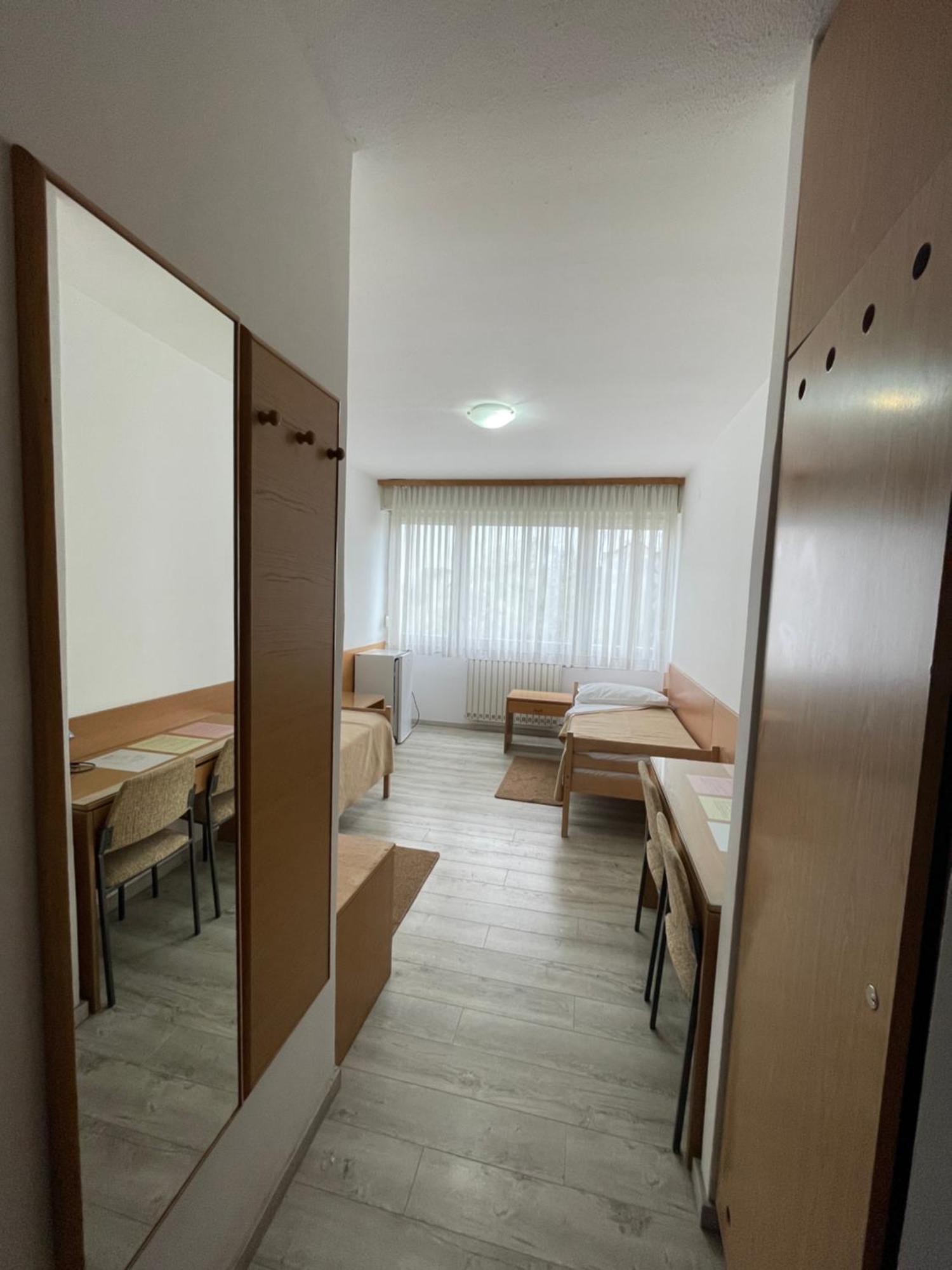 Hostel Arena ザグレブ エクステリア 写真