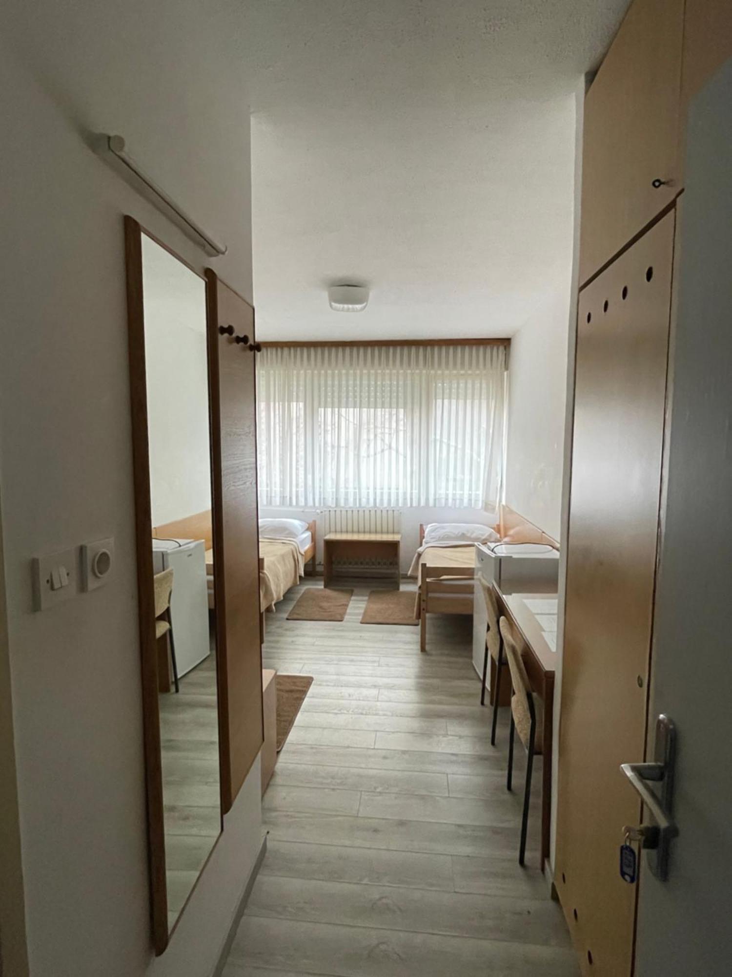 Hostel Arena ザグレブ エクステリア 写真