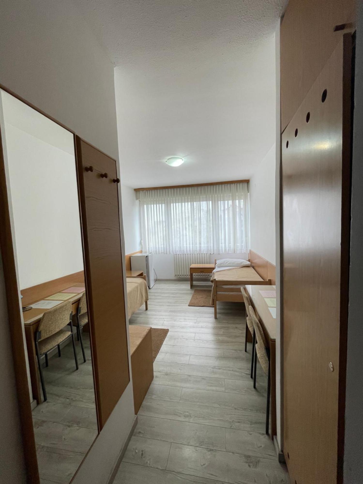 Hostel Arena ザグレブ エクステリア 写真